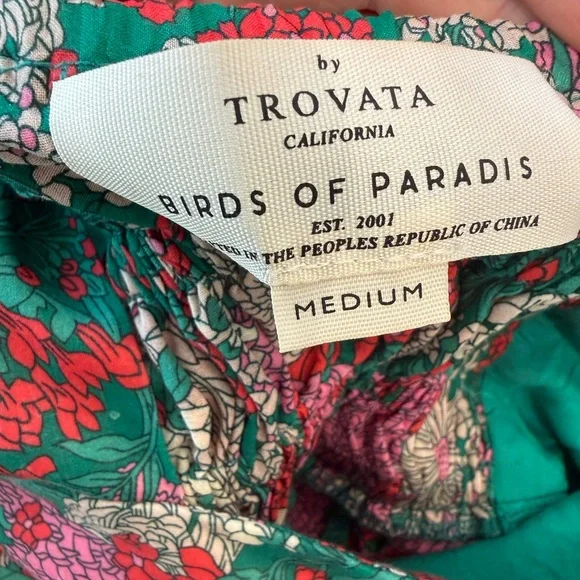 Trovata Carla Crop Top – Nouveau Garden Floral Print (Size M) 🌸